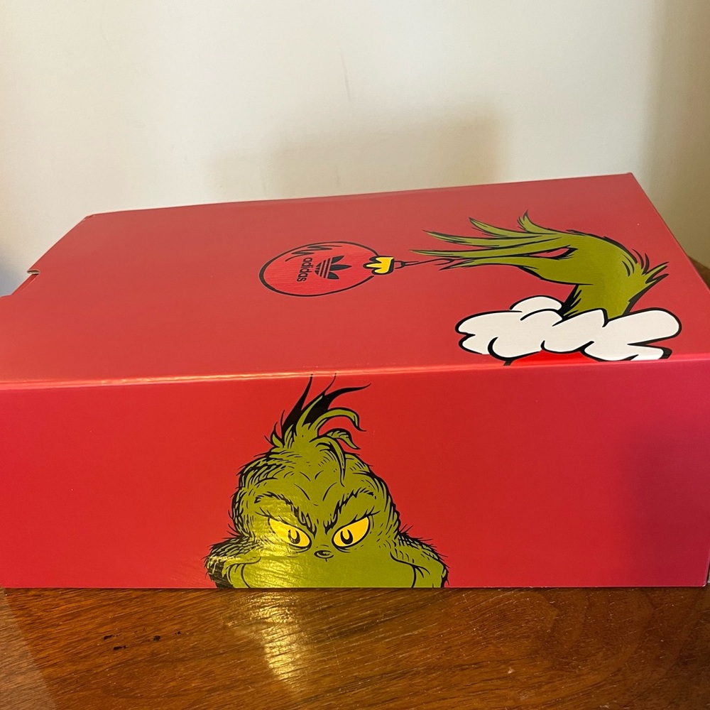 Adidas Women’s Forum Low Cindy Lou Who Shoes - Picture 8 of 9